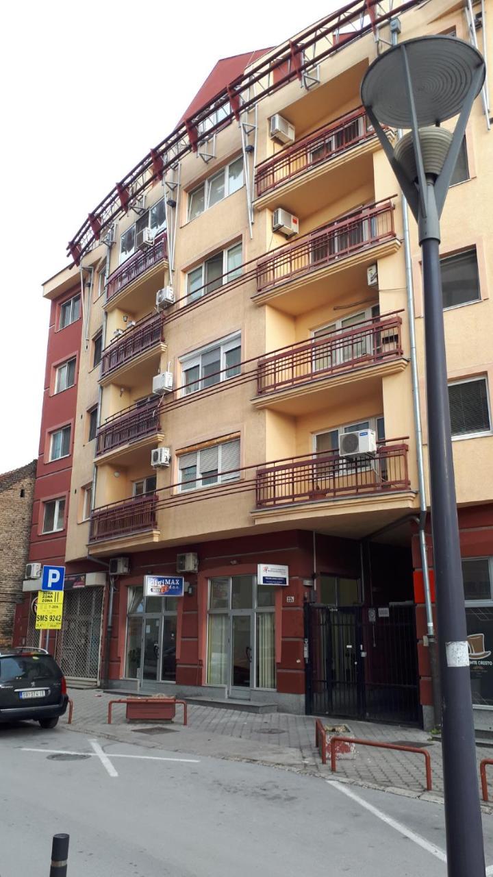 סובוטיקה Apartman Donner Centar מראה חיצוני תמונה